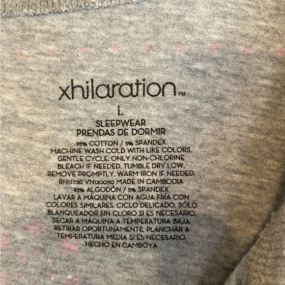 Xhilaration cotton gray pink  Onesie snowflake reindeer holiday Christmas Pjs - Picture 5 of 6